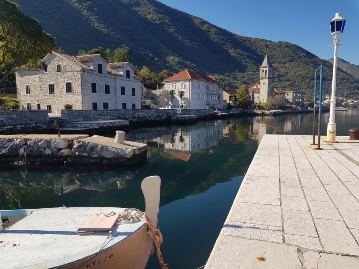 Vila Djuro Mikijelj Apartment Donji Stoliv Bagian luar foto